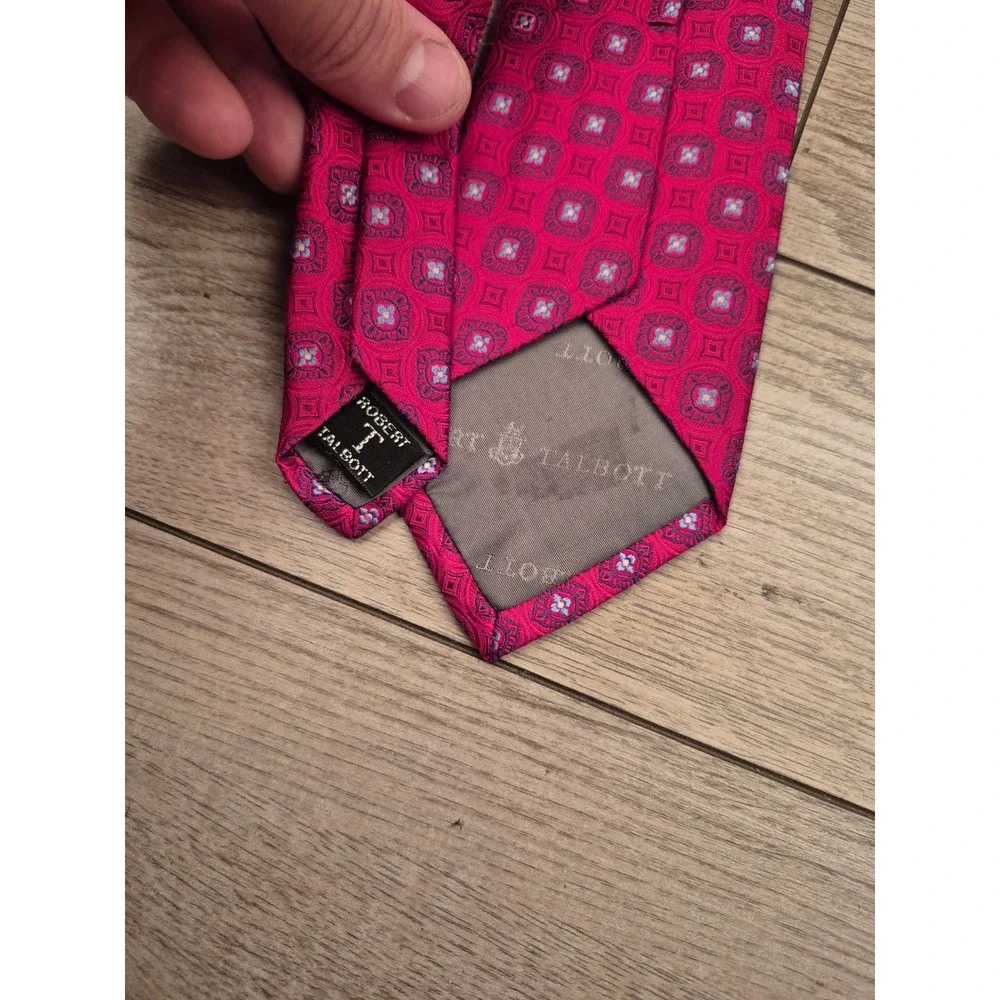 Robert Talbott Nordstrom Mens Silk Tie Magenta Pink Red Geometric‎ Pattern